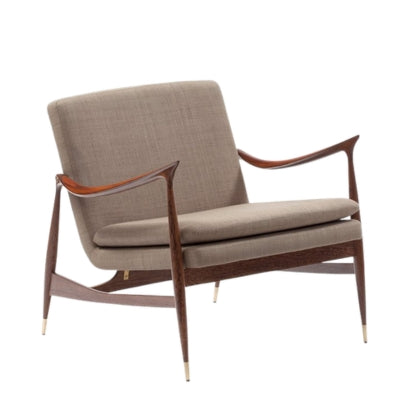 Mid-century modern accent chair with walnut wood frame and white cushions by Mahogni