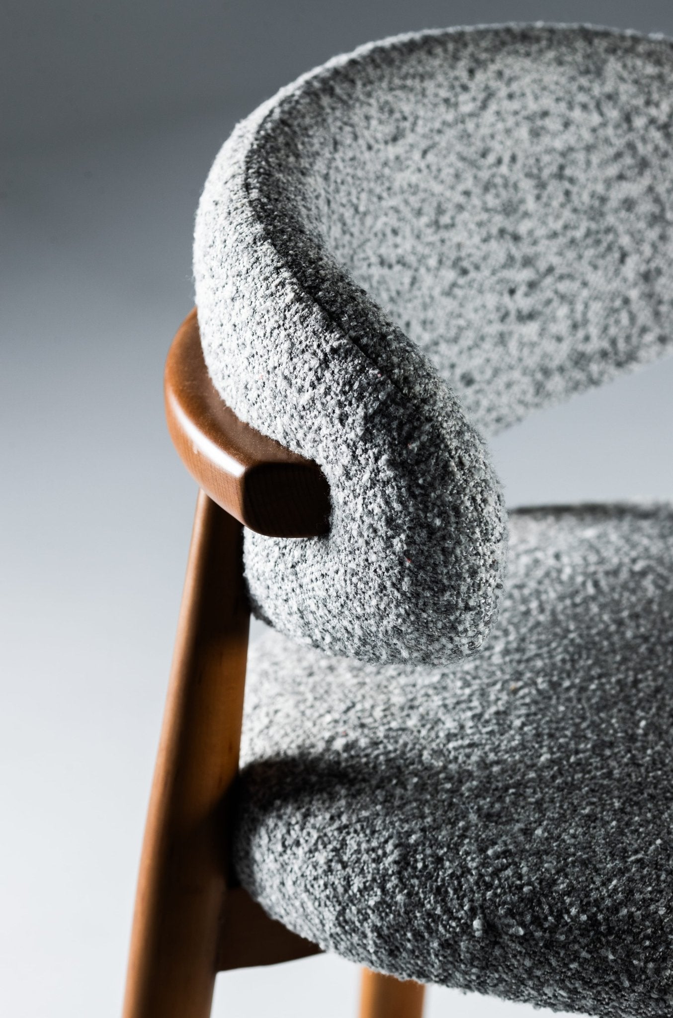 Sima mid-century wooden bar stool with grey boucle upholstered seat