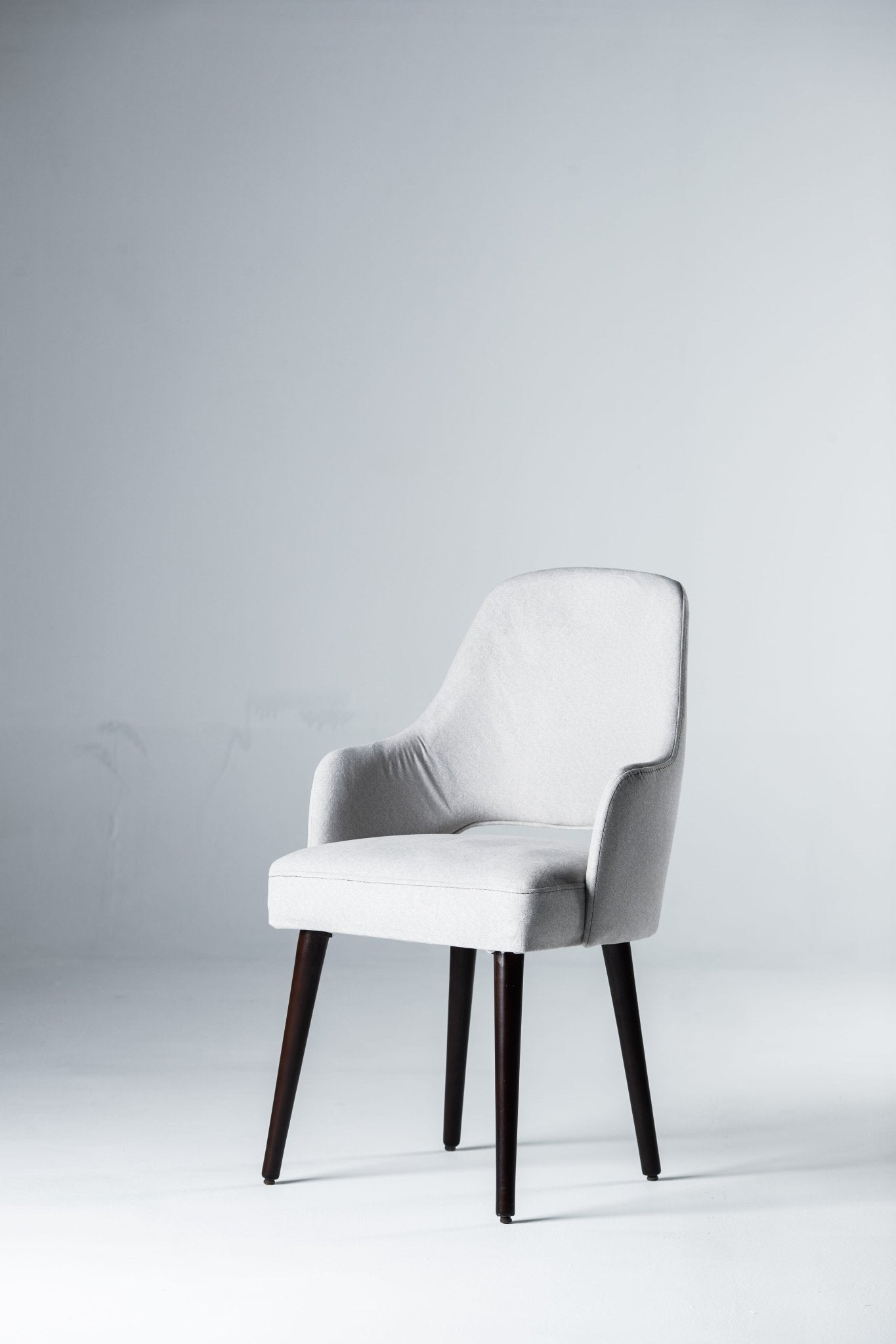 Raya Chair - Mahogni