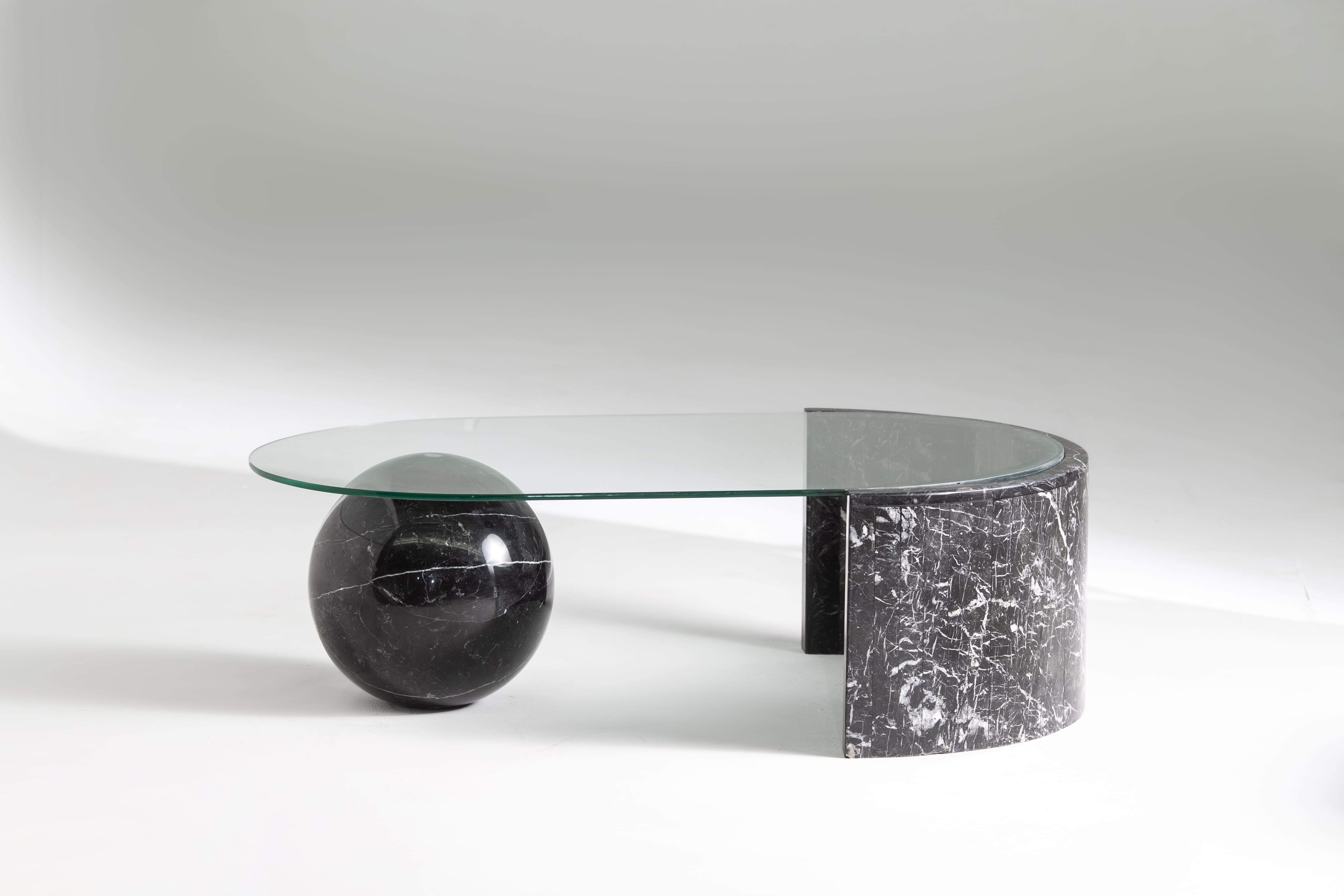 PILAR TABLE