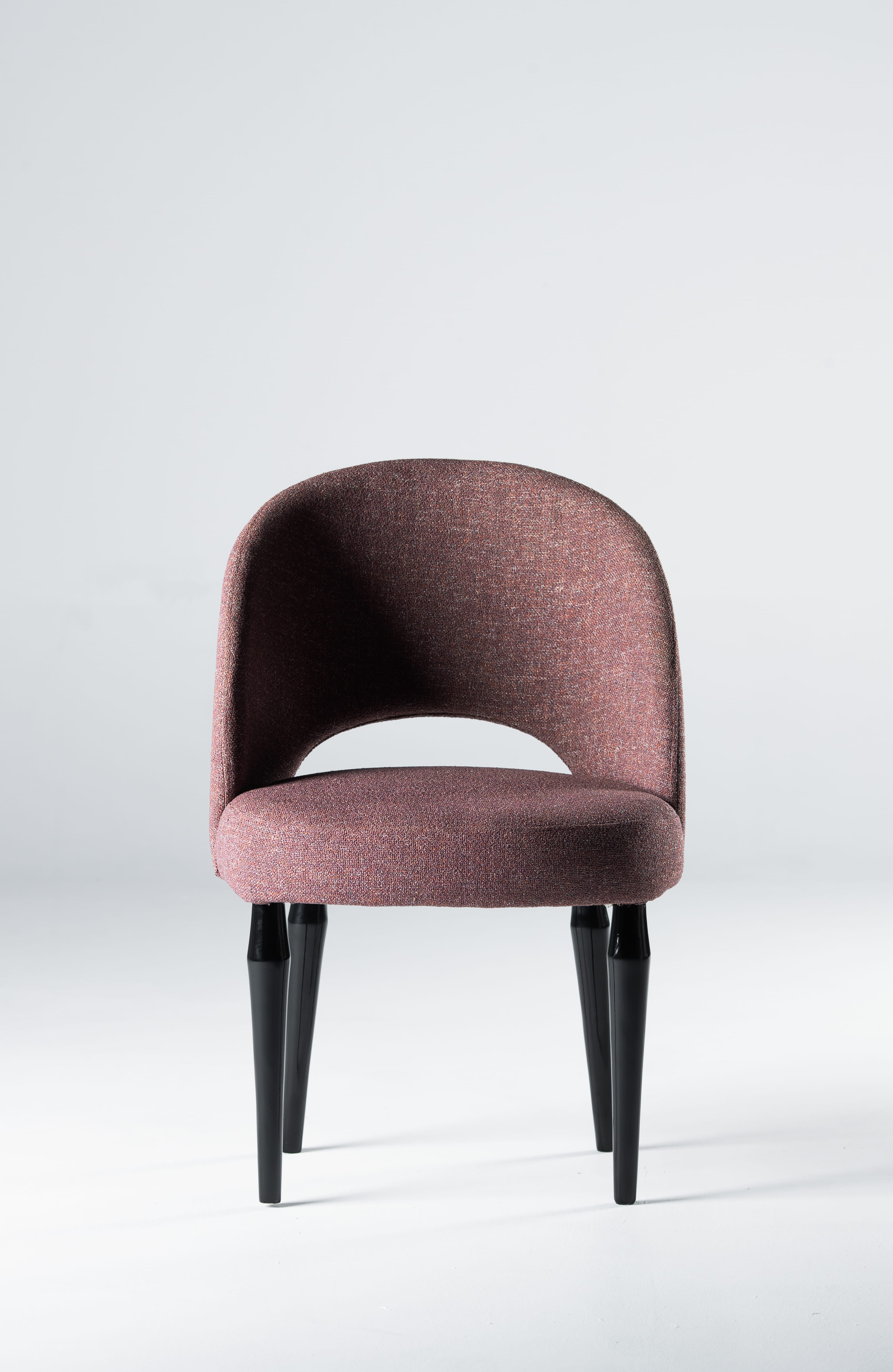 Elara Chair