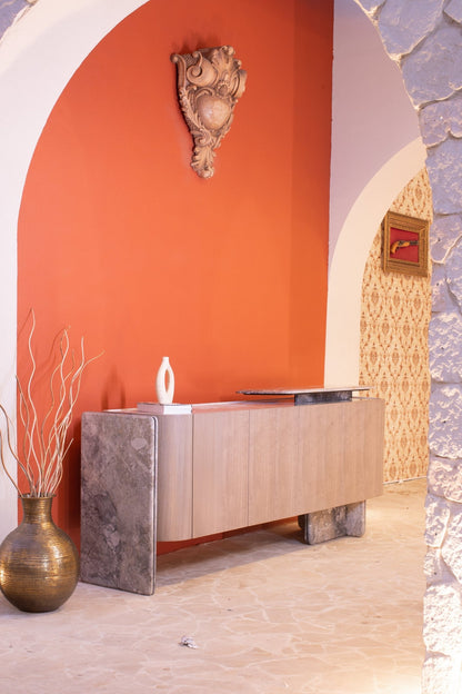 Glam Marble Dining Table with Bucket Style Chairs - Mahogni Furniture.