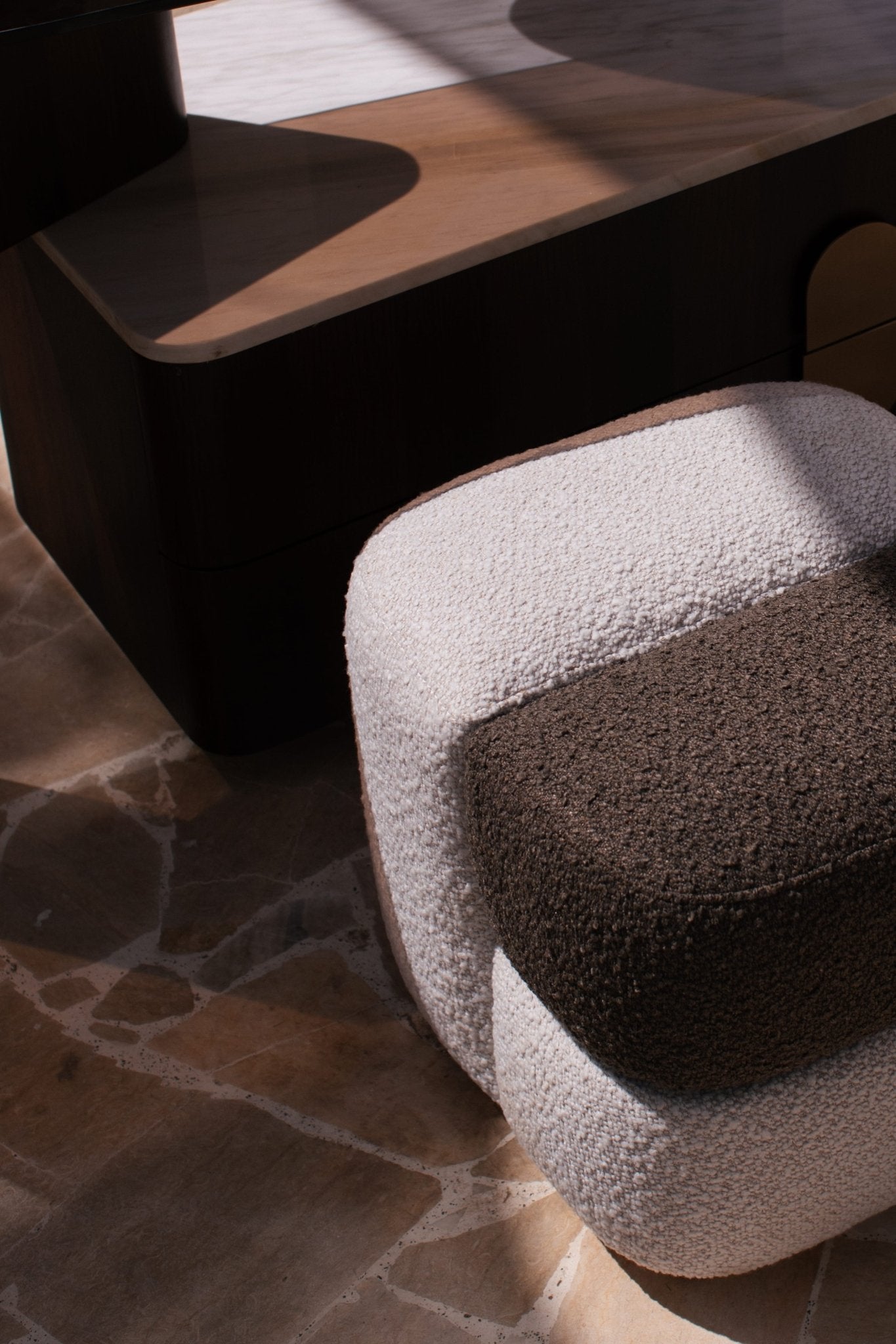 Serene Bedroom - Mahogni