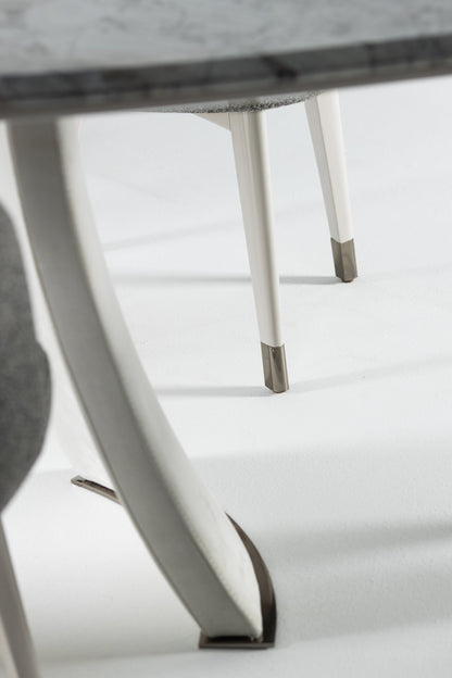 Oval Dining Room - Mahogni