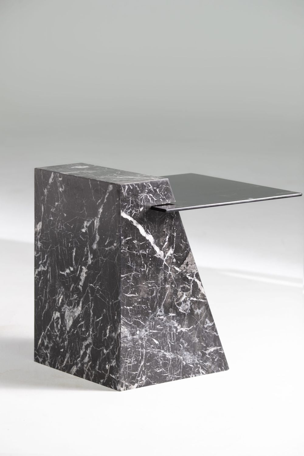 Core Table - Mahogni