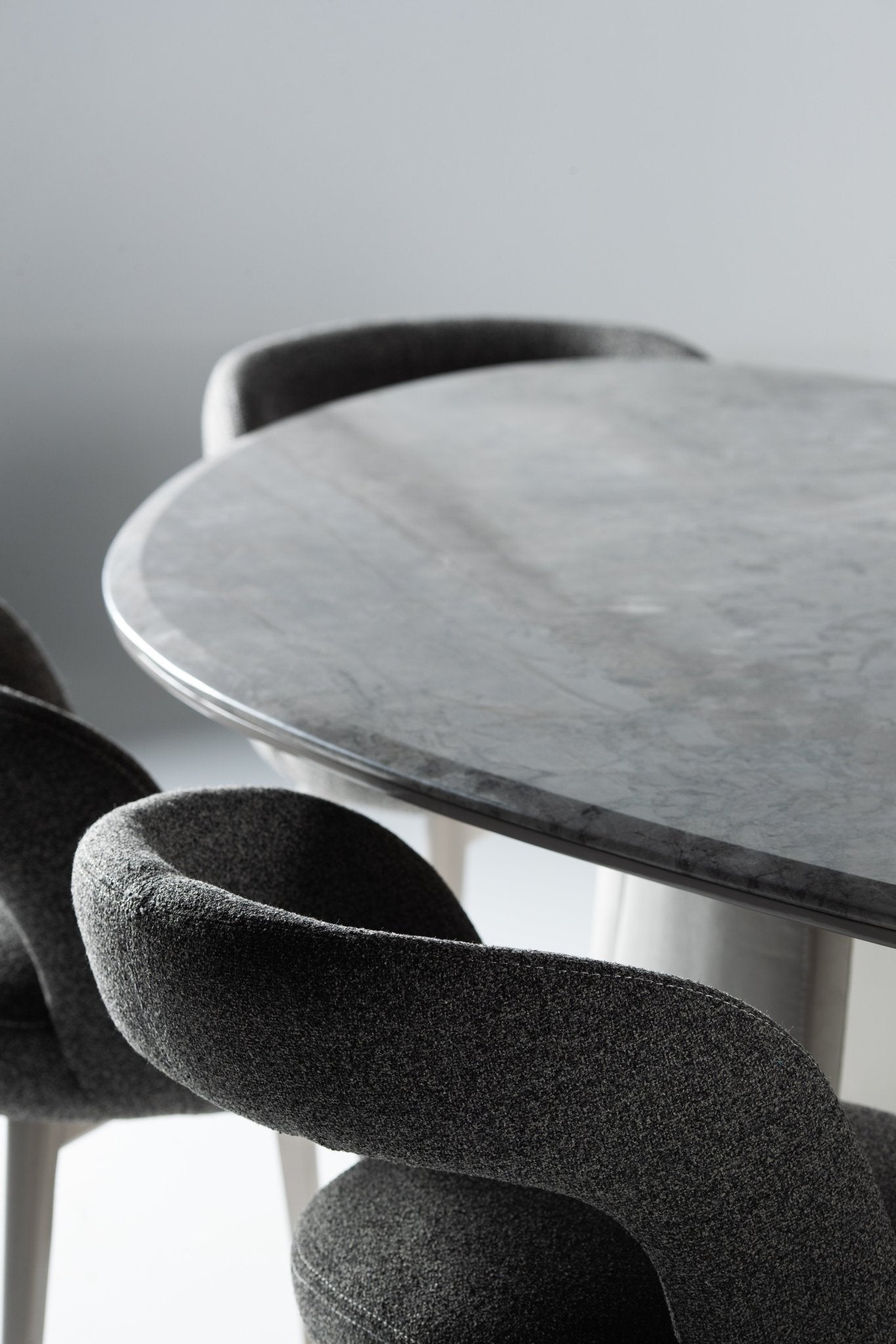 Oval Dining Room - Mahogni