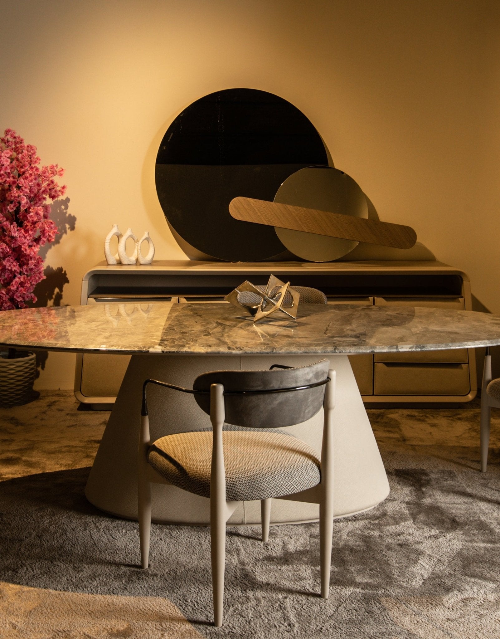 Ruvit Diningroom - Mahogni