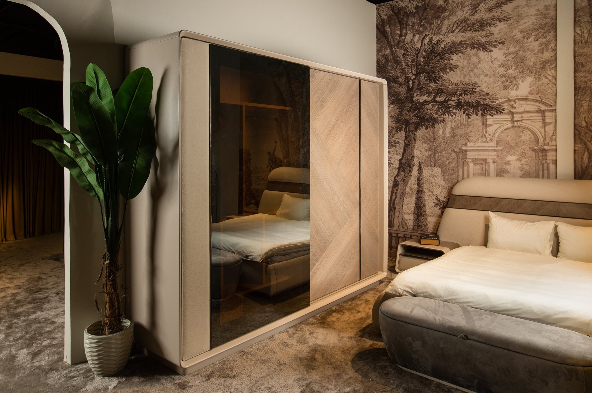 REVIT BEDROOM - Mahogni