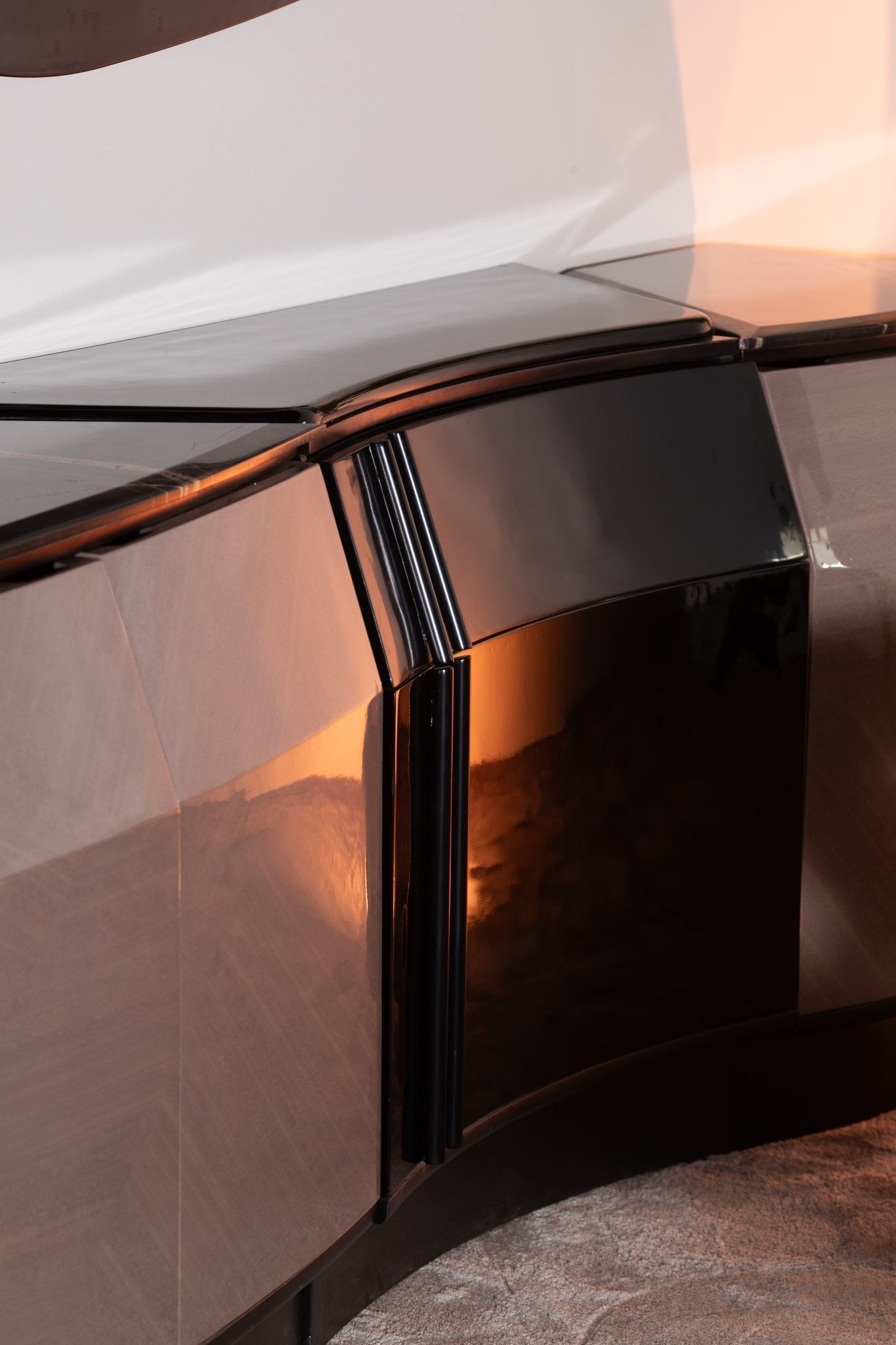 Black Eye Dining Room - Pre Order - Mahogni