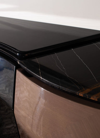 Black Eye Dining Room - Pre Order - Mahogni