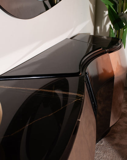 Black Eye Dining Room - Pre Order - Mahogni