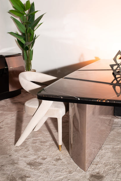 Black Eye Dining Room - Pre Order - Mahogni